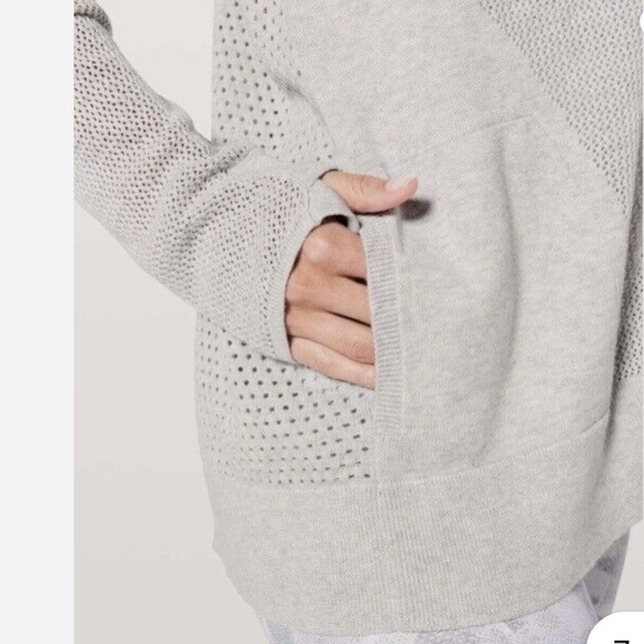 Lululemon Womens Still Movement Wrap Knit Hoodie Sweater Split Back Grey Nimbus - Picture 4 of 11